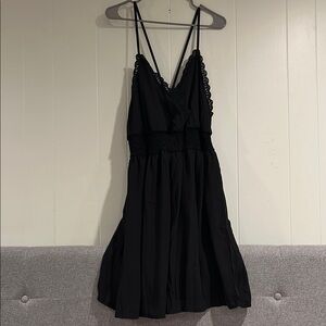 Elegant Black Lace Trim Dress